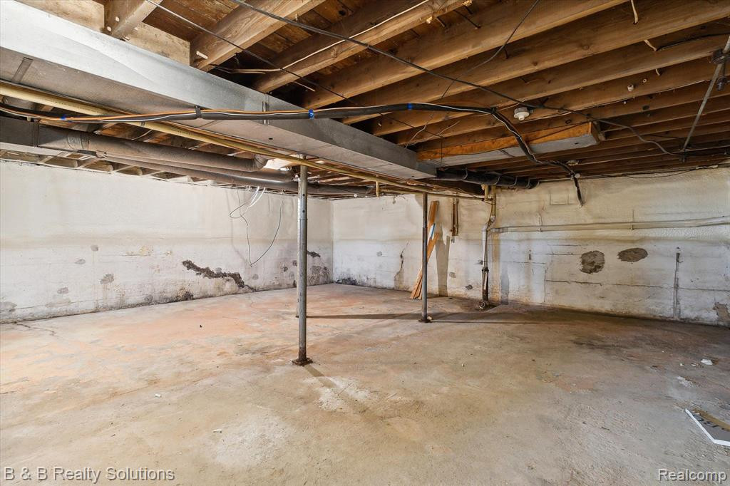 6711 JEFFERSON Road, North Branch, MI 48461 — Photo 27