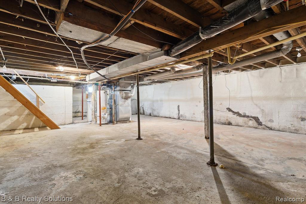 6711 JEFFERSON Road, North Branch, MI 48461 — Photo 28