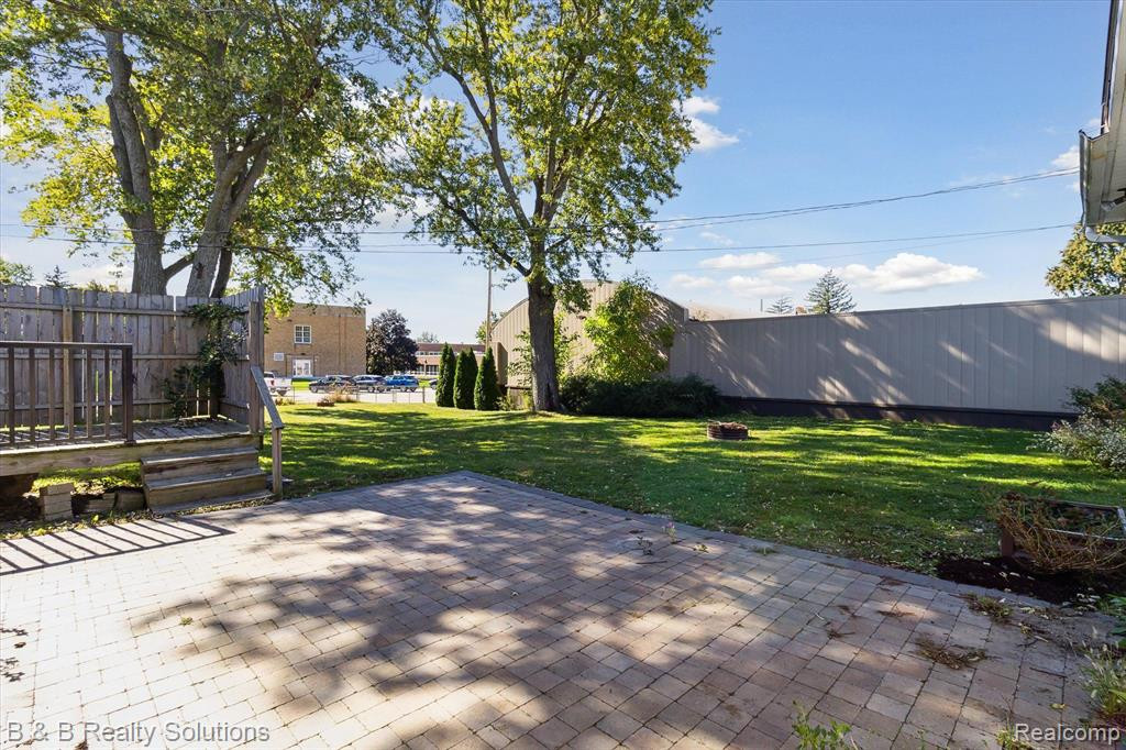 6711 JEFFERSON Road, North Branch, MI 48461 — Photo 35