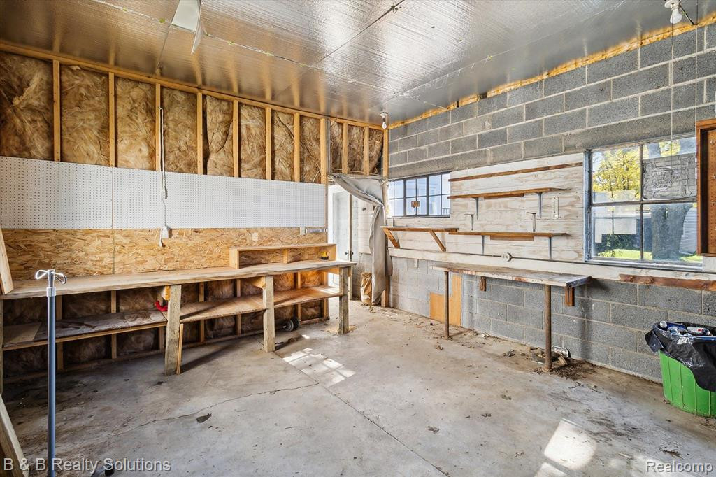 6711 JEFFERSON Road, North Branch, MI 48461 — Photo 40