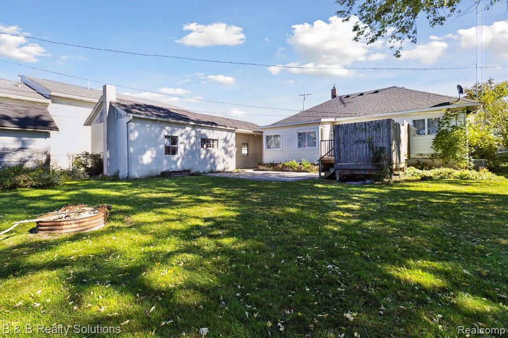 6711 JEFFERSON Road, North Branch, MI 48461 — Photo 44