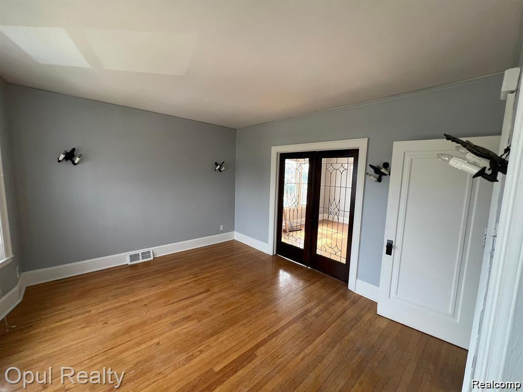 6525 TERNES Street, Dearborn, MI 48126 — Photo 2