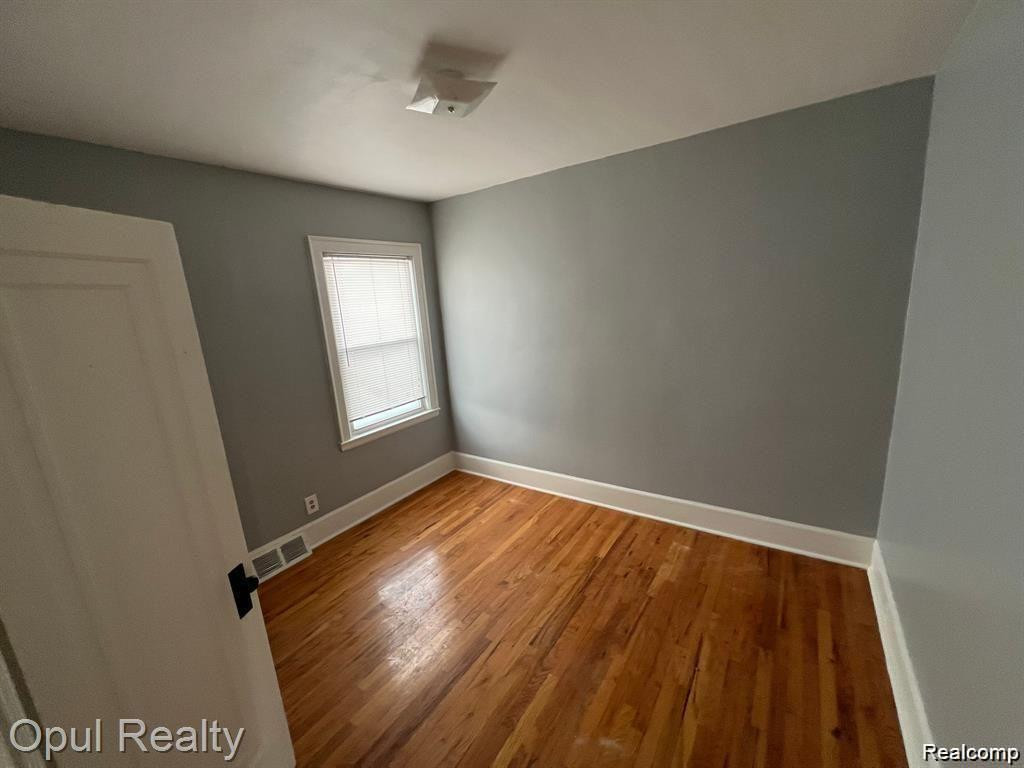 6525 TERNES Street, Dearborn, MI 48126 — Photo 3