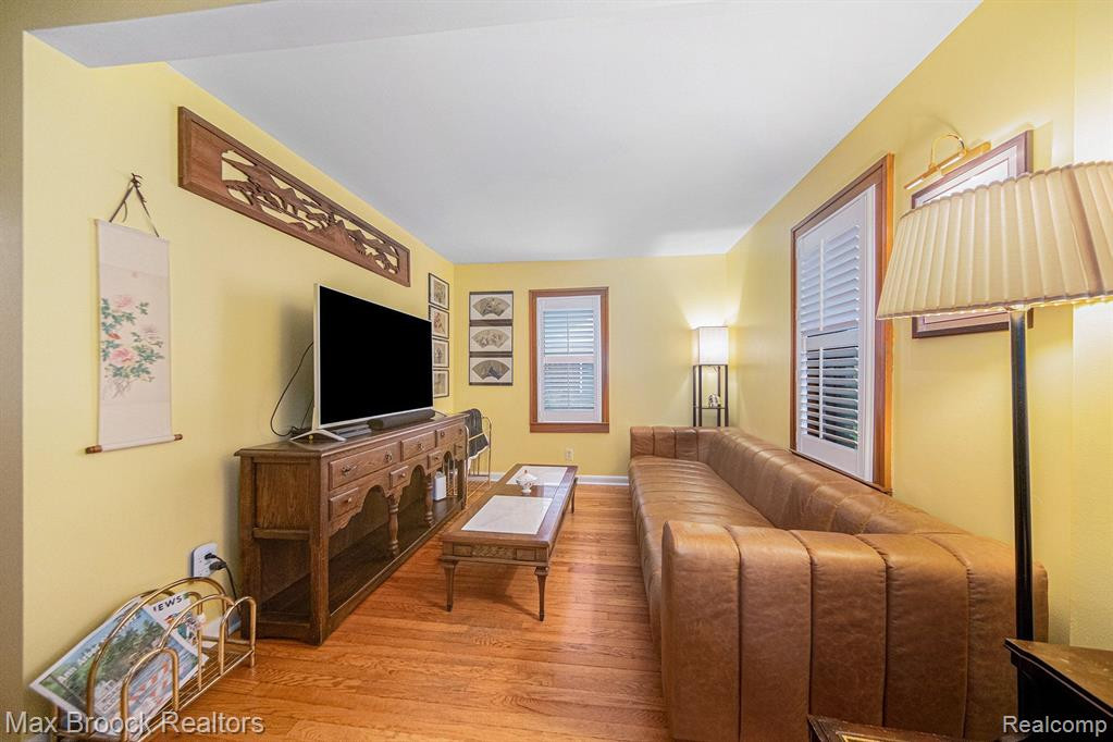 3301 PACKARD Street, Ann Arbor, MI 48108 — Photo 7