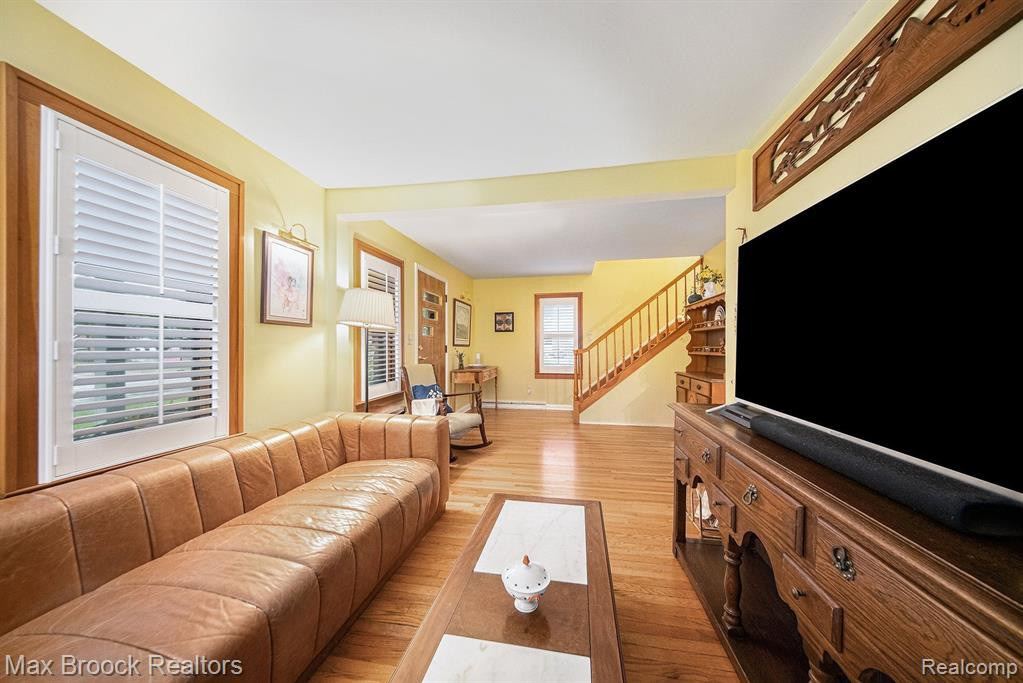 3301 PACKARD Street, Ann Arbor, MI 48108 — Photo 8