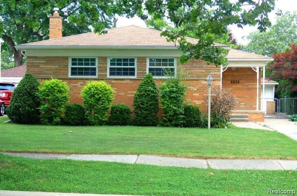6830 PLAINFIELD Street, Dearborn Heights, MI 48127 — front exterior