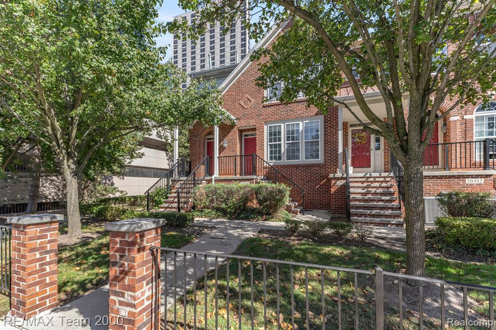 20356 RODEO, Southfield, MI 48075 — Photo 2