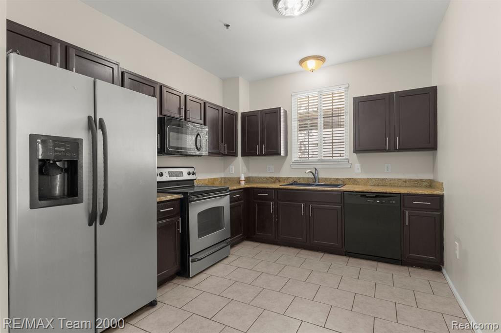 20356 RODEO, Southfield, MI 48075 — Photo 15