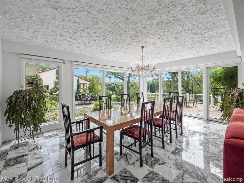 4282 STONELEIGH Road, Bloomfield Hills, MI 48302 — Photo 13