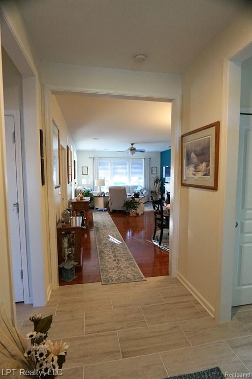 24560 SAND LAKE Lane, Flat Rock, MI 48134 — Photo 5