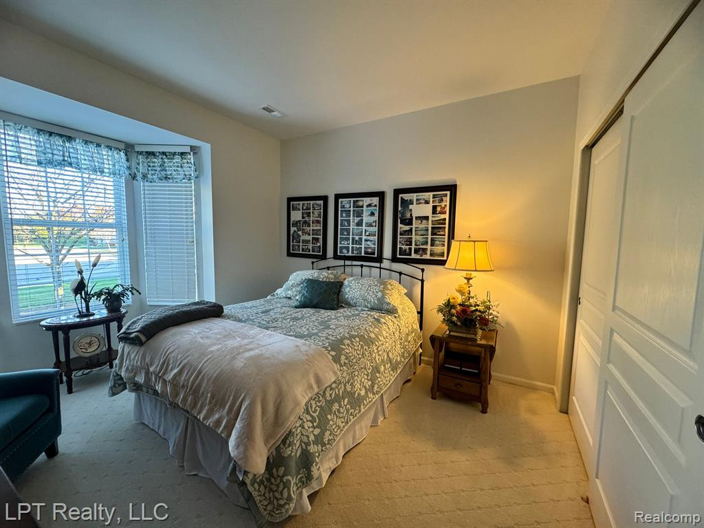 24560 SAND LAKE Lane, Flat Rock, MI 48134 — Photo 24