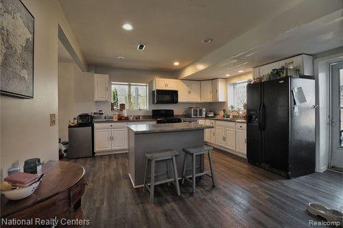 1030 WAKITO Street, Wolverine Lake, MI 48390 — Photo 8