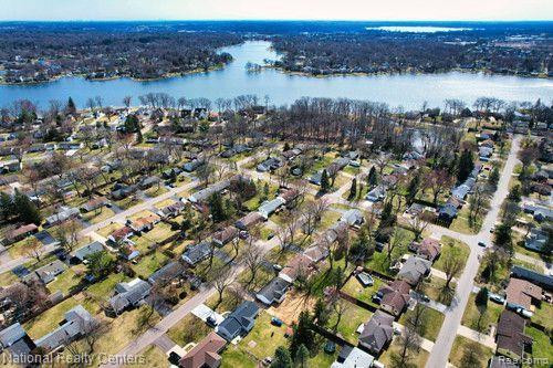 1030 WAKITO Street, Wolverine Lake, MI 48390 — Photo 15