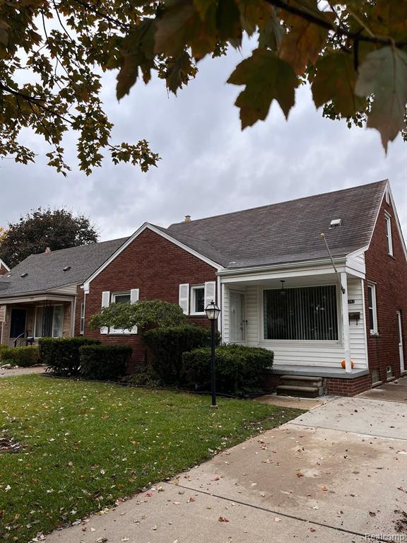 9262 QUANDT Avenue, Allen Park, MI 48101 — front exterior