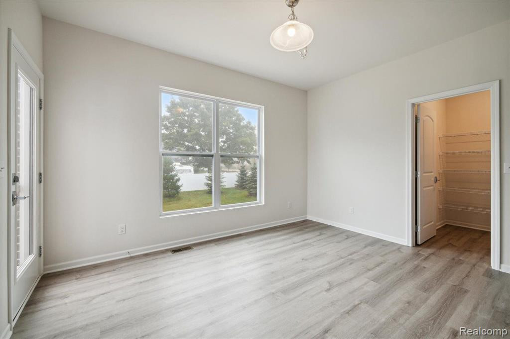 8308 GROVE Street, Washington, MI — Photo 12