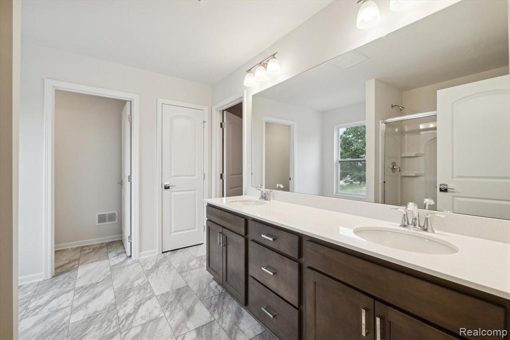 8308 GROVE Street, Washington, MI — Photo 23