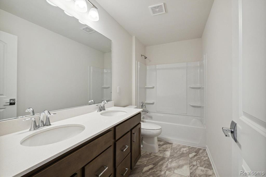 8308 GROVE Street, Washington, MI — Photo 34