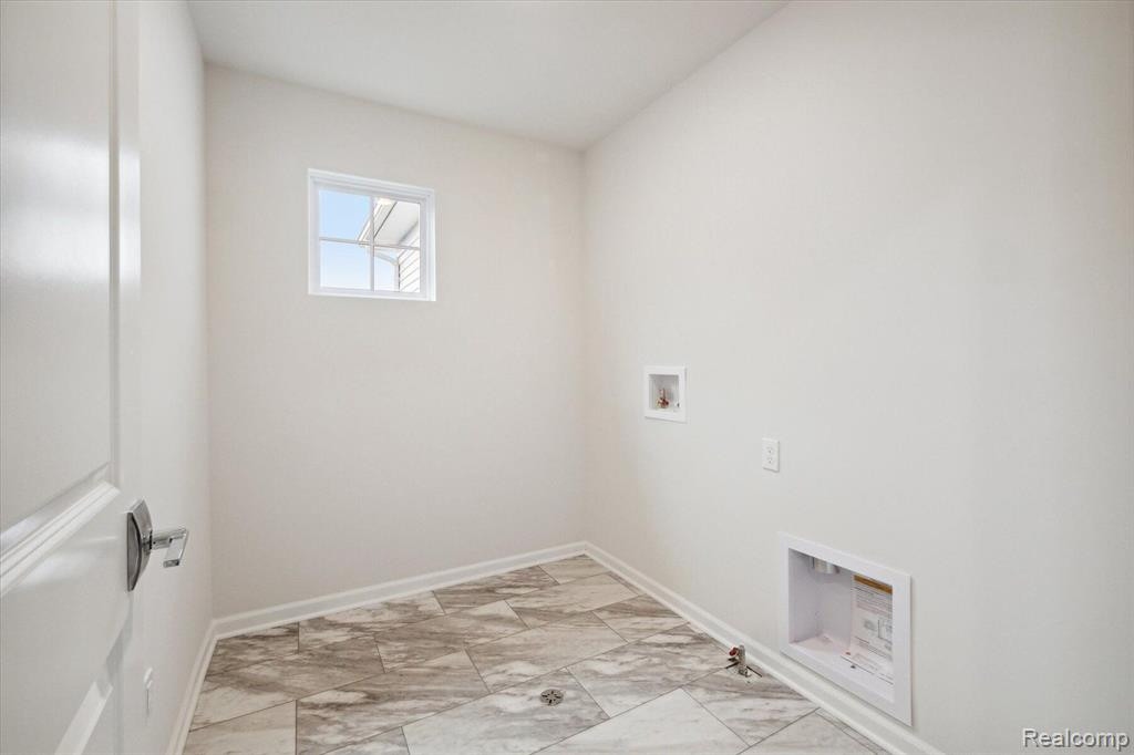 8308 GROVE Street, Washington, MI — Photo 36
