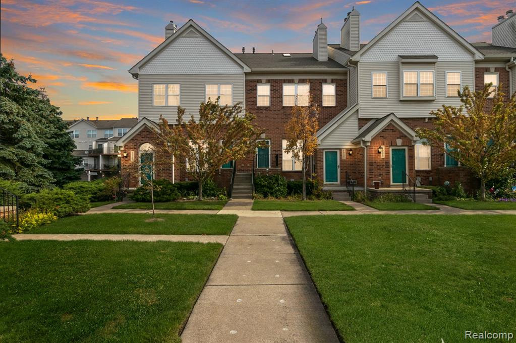 Campau Farms Condominiums