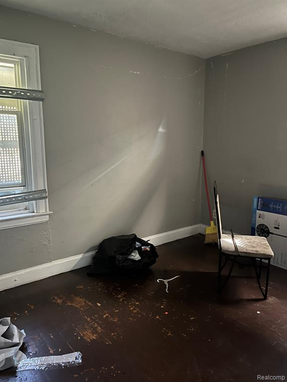 9164 HARVARD Road, Detroit, MI 48224 — Photo 7