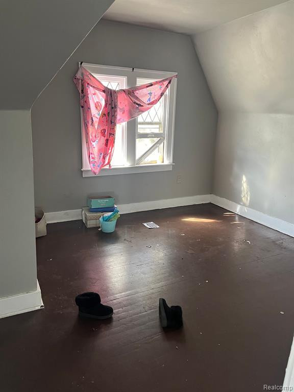 9164 HARVARD Road, Detroit, MI 48224 — Photo 9