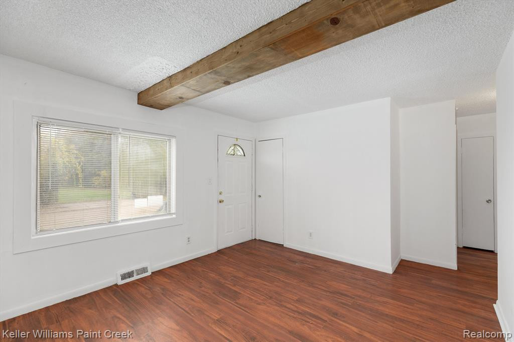 6754 STUDEBAKER Avenue, Warren, MI 48091 — Photo 5