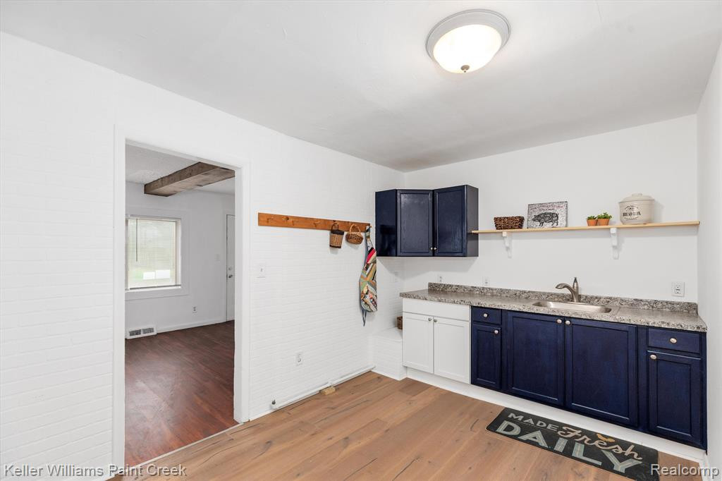 6754 STUDEBAKER Avenue, Warren, MI 48091 — Photo 8