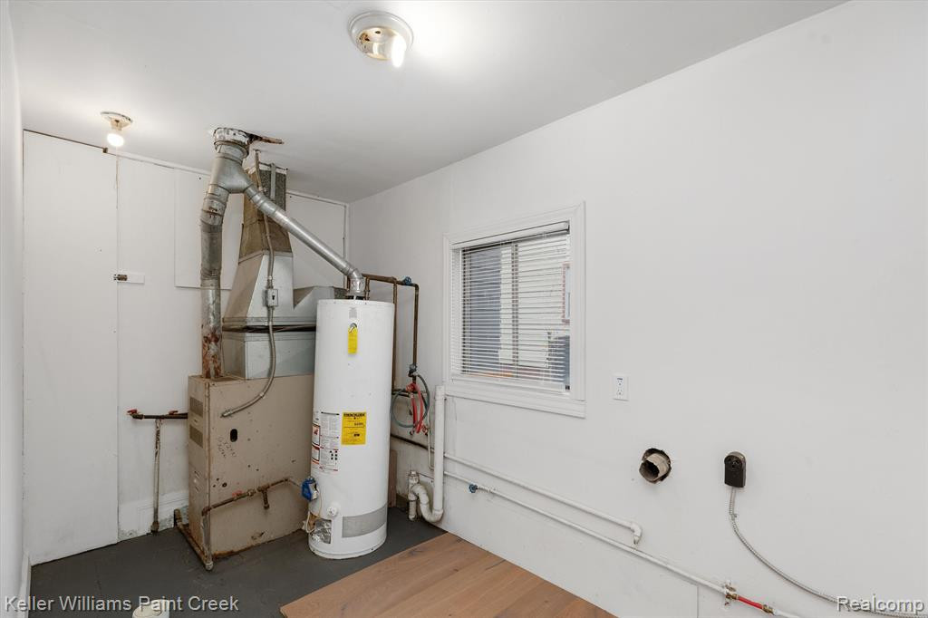 6754 STUDEBAKER Avenue, Warren, MI 48091 — Photo 13