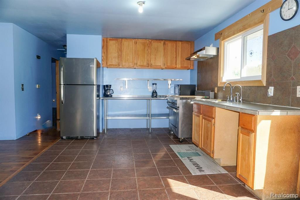 9060 BEARD Road, Byron, MI 48418 — Photo 13