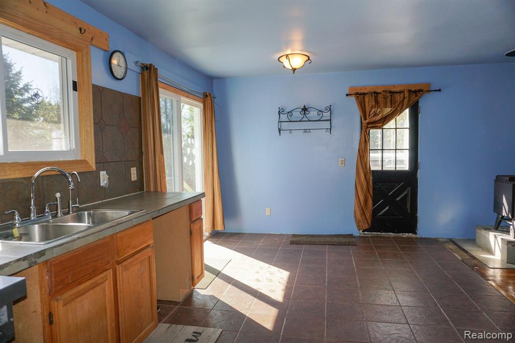 9060 BEARD Road, Byron, MI 48418 — Photo 14