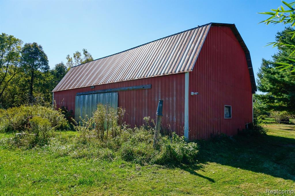 9060 BEARD Road, Byron, MI 48418 — Photo 24