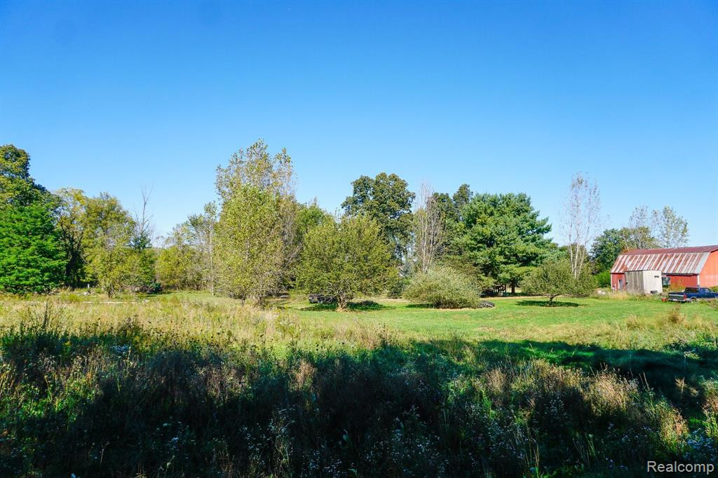 9060 BEARD Road, Byron, MI 48418 — Photo 25