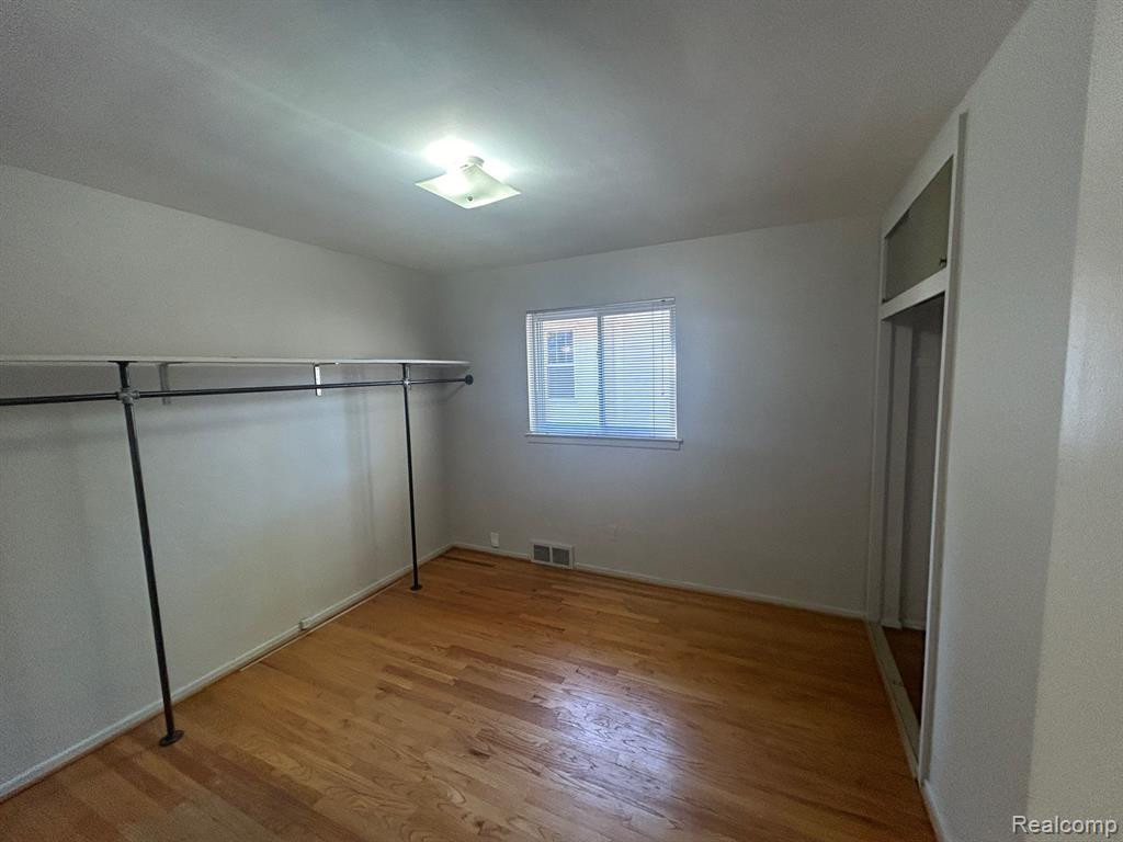 8446 COLGATE Street, Oak Park, MI 48237 — Photo 8