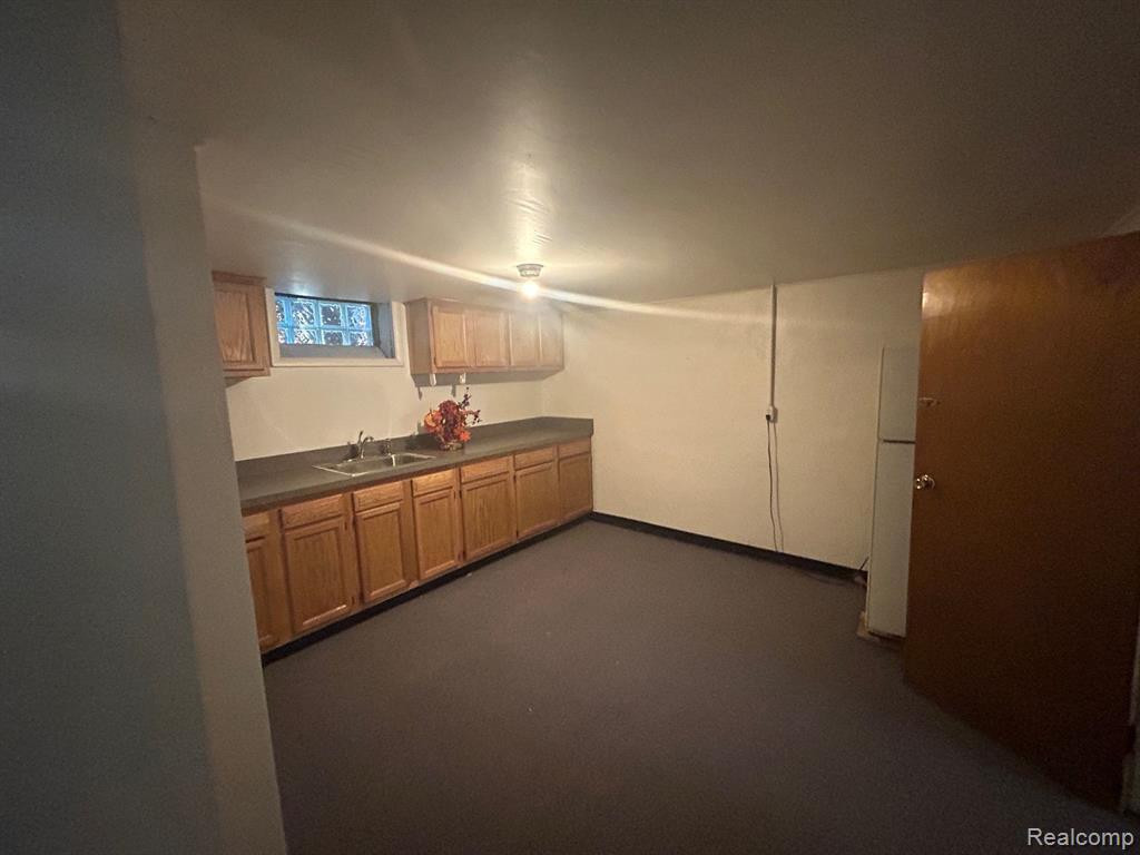 8446 COLGATE Street, Oak Park, MI 48237 — Photo 15