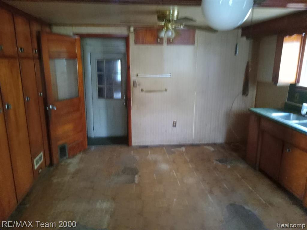 4517 9TH Street, Ecorse, MI 48229 — Photo 9