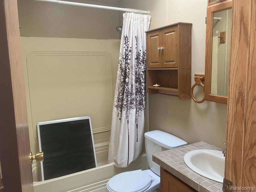 322 Hidden Ridge Road, Morrice, MI 48857 — Photo 11