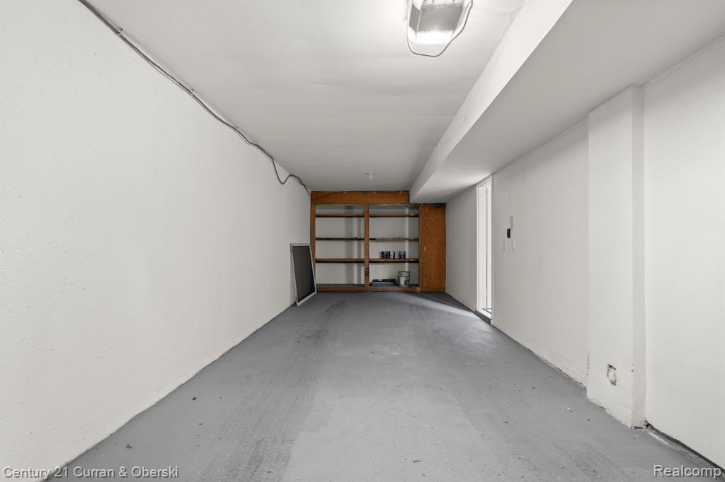 234 MAIN SAIL Court, 31, Detroit, MI 48207 — Photo 35