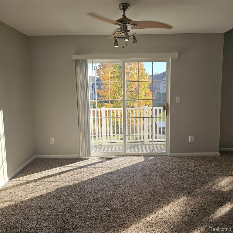 669 ABBINGTON Court, Howell, MI 48843 — Photo 10