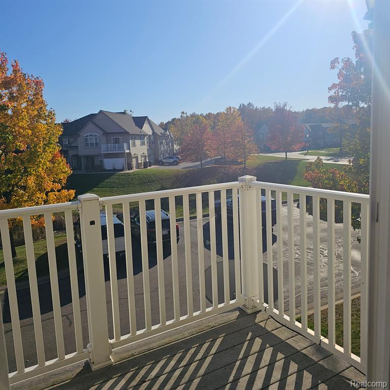 669 ABBINGTON Court, Howell, MI 48843 — Photo 12