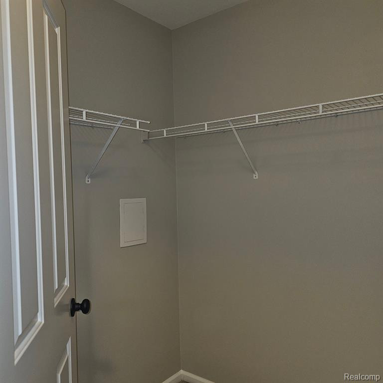 669 ABBINGTON Court, Howell, MI 48843 — Photo 21
