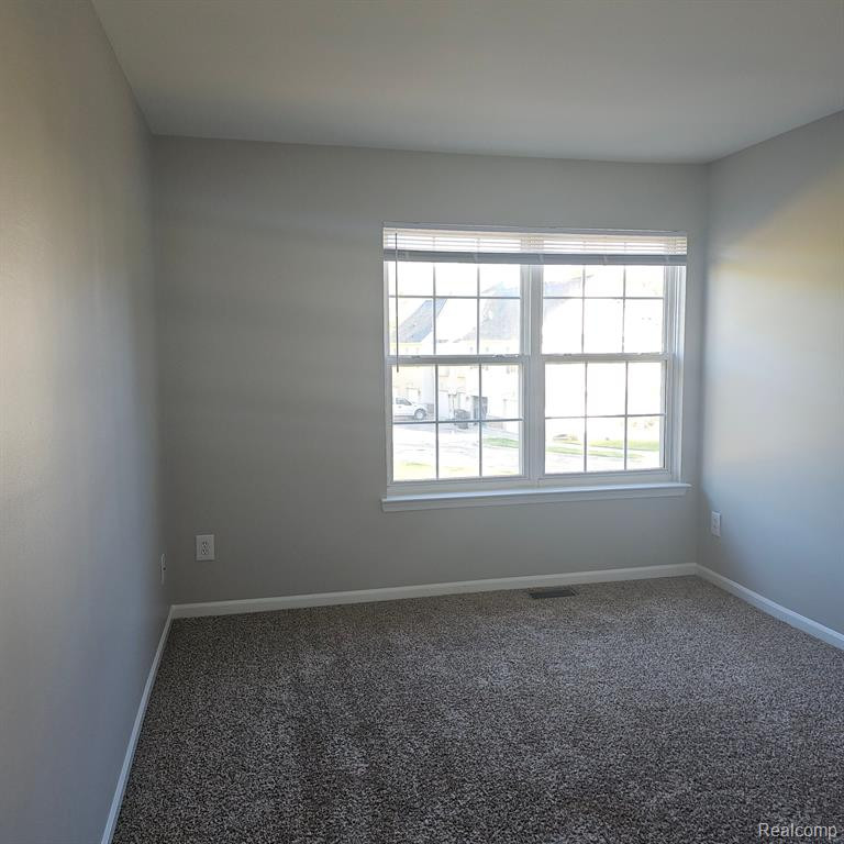 669 ABBINGTON Court, Howell, MI 48843 — Photo 23