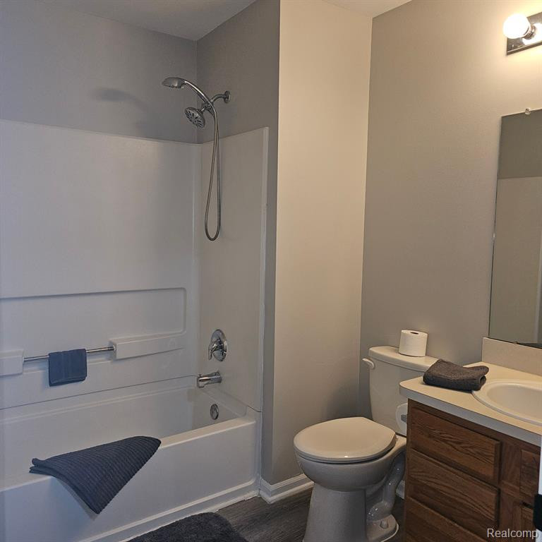669 ABBINGTON Court, Howell, MI 48843 — Photo 27