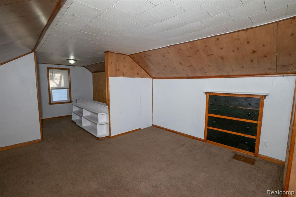 8483 PIERSON Street, Detroit, MI 48228 — Photo 19