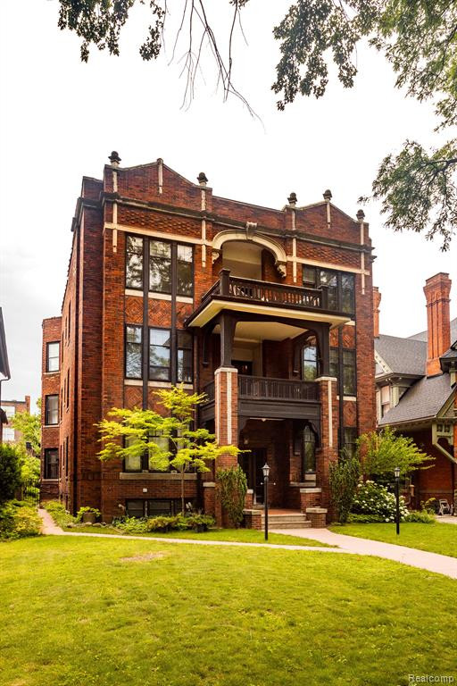 659 W CANFIELD Street, Detroit, MI 48201 — front exterior
