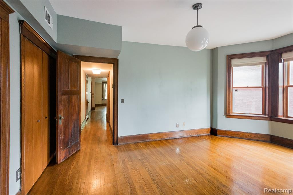 659 W CANFIELD Street, Detroit, MI 48201 — Photo 20