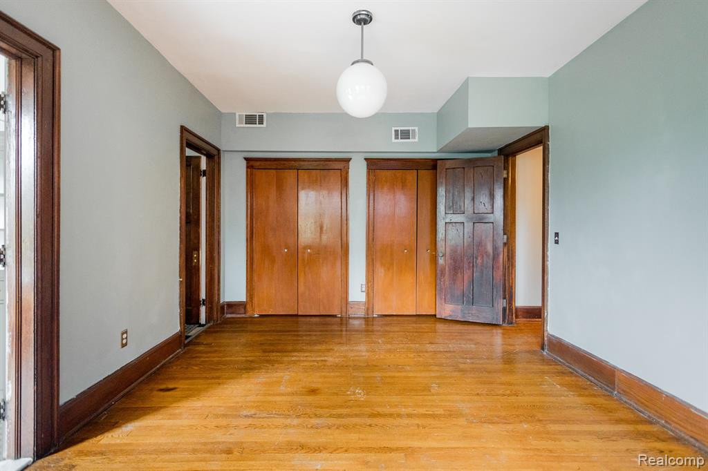 659 W CANFIELD Street, Detroit, MI 48201 — Photo 22