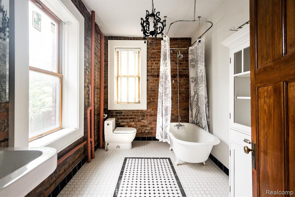 659 W CANFIELD Street, Detroit, MI 48201 — Photo 26
