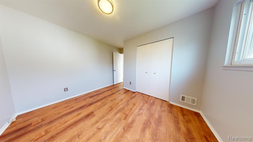 9065 WILLIAM Street, Taylor, MI — Photo 11