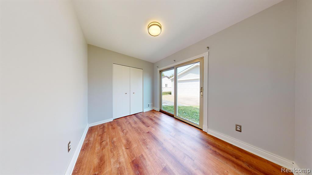 9065 WILLIAM Street, Taylor, MI — Photo 12