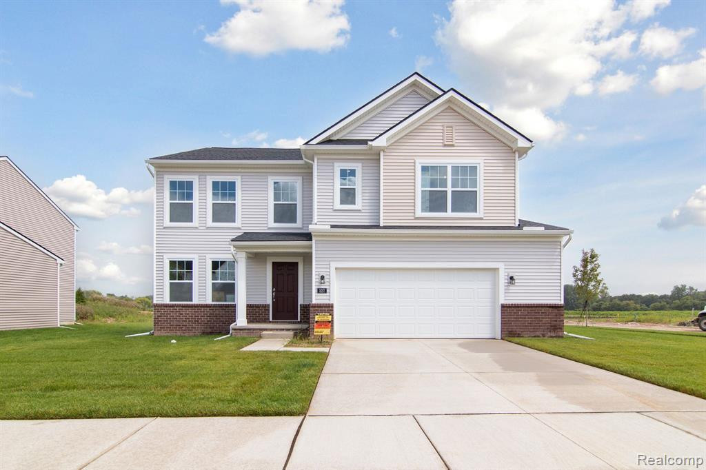527 ELM Street, Chelsea, MI 48118 — front exterior